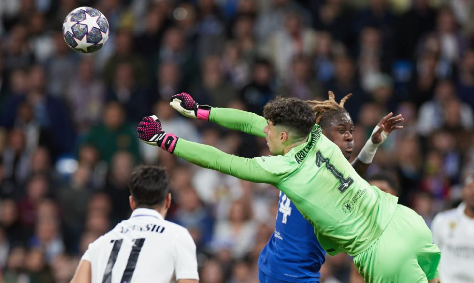 bob体育官网-切尔西逆转成功，晋级形势有所改观(切尔西太强了)